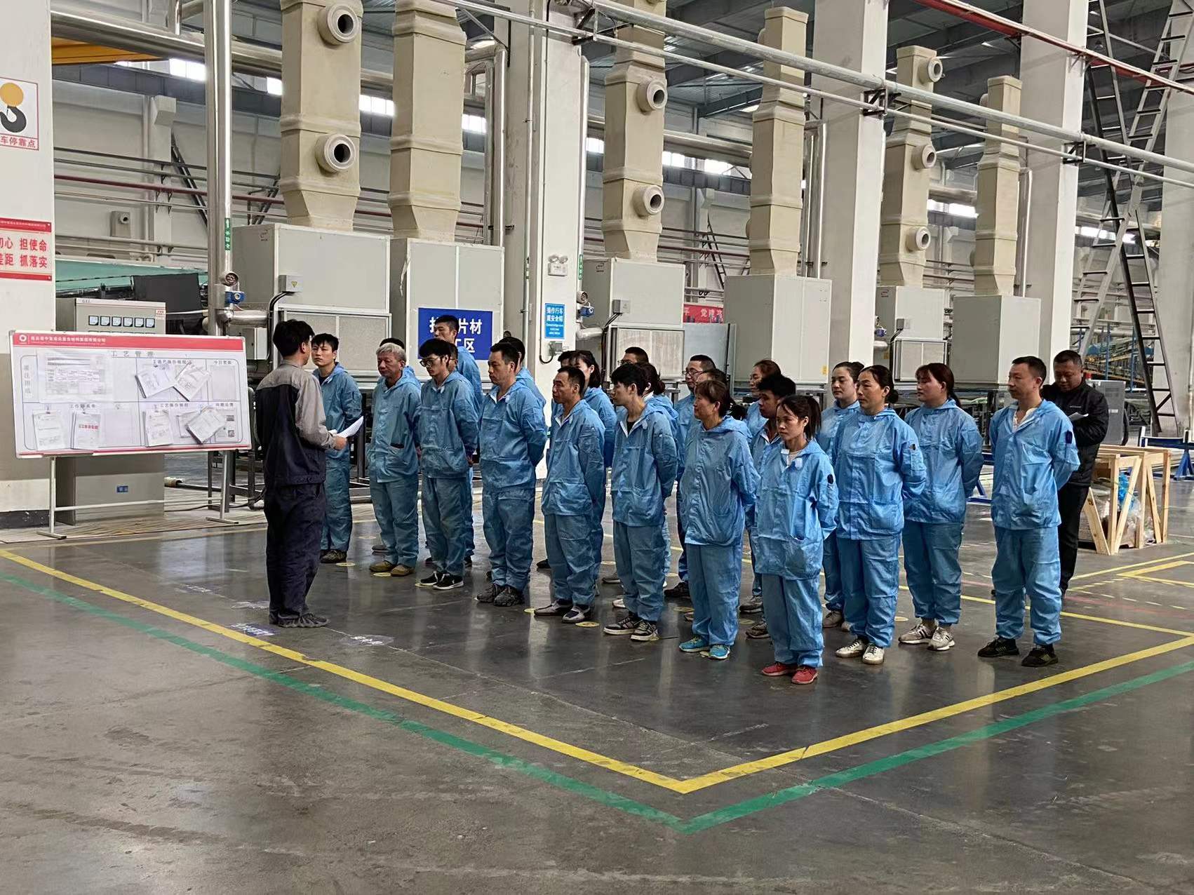 202112251320221640409622178215.jpg 9b303653e12182d629b7c6f1cf794ac.jpg